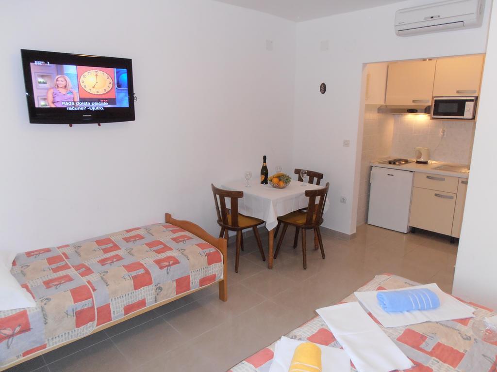Apartment Villa Besker Makarska Exterior foto